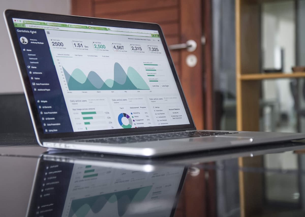 Fleet Management Services & Software — FleetEezz LLC fleet operations dashboard — real-time visibility for Florida fleet operators